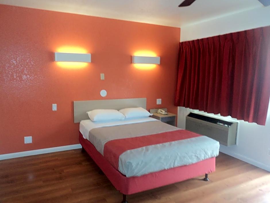 Motel 6 Albuquerque Northeast