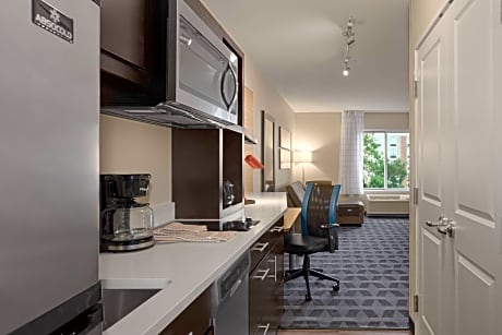 Studio, 1 King Bed with Sofa bed (1 King Bed and 1 Double Sofa Bed)