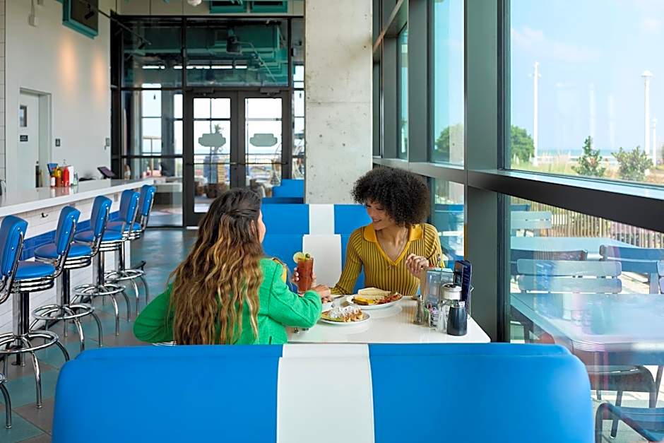 Moxy Virginia Beach Oceanfront