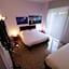 Red Carpet rooms