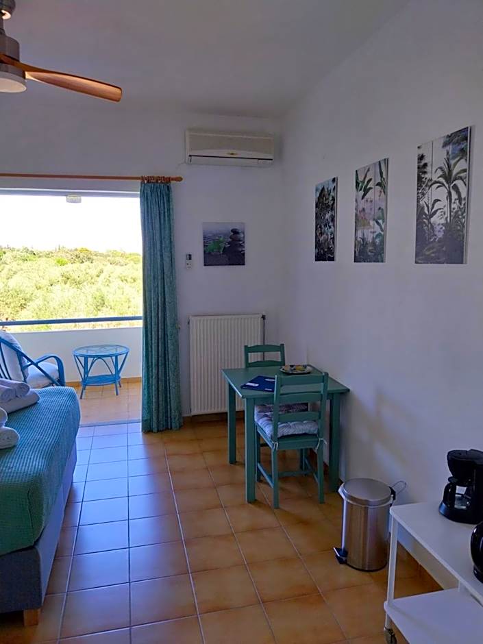 Villa Chariklia Studios