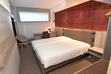 Budget Room