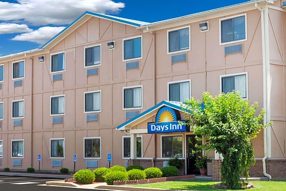 Days Inn by Wyndham Dyersburg