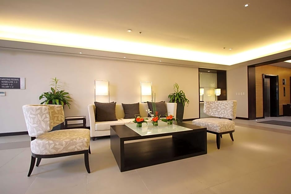 Quest Hotel & Conference Center - Cebu