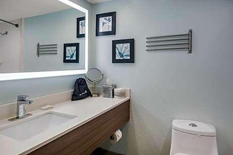 Queen Studio Suite with Two Queen Beds - Non-Smoking