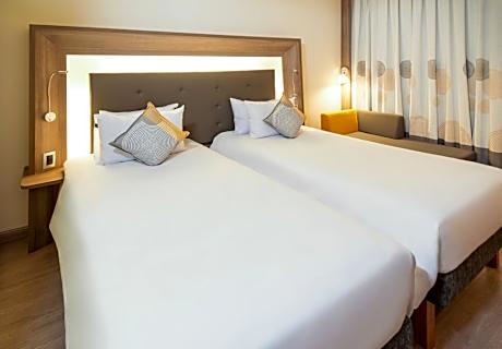 Superior Twin Room with Sofa Bed