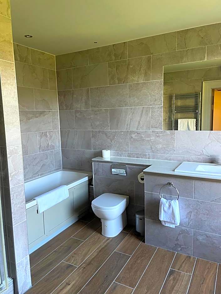 Holbrook Manor & Spa