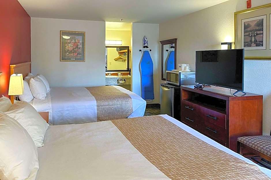 Econo Lodge Edmonds North Seattle