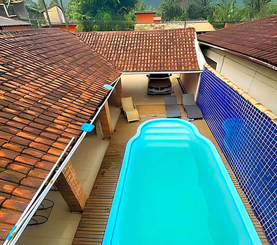 Casa com piscina em Maresias - SP (1)