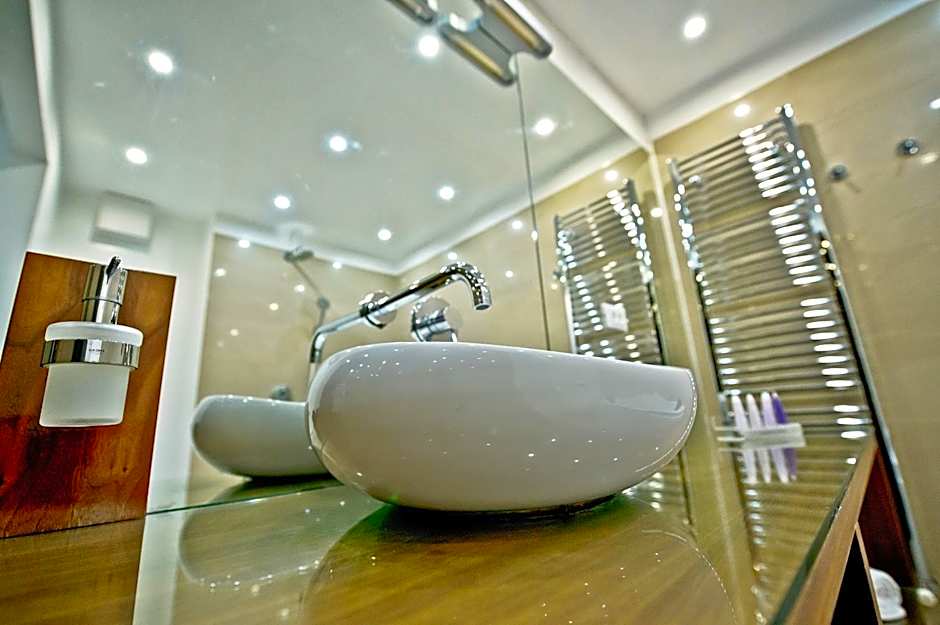 Jupiter Luxury Hotel