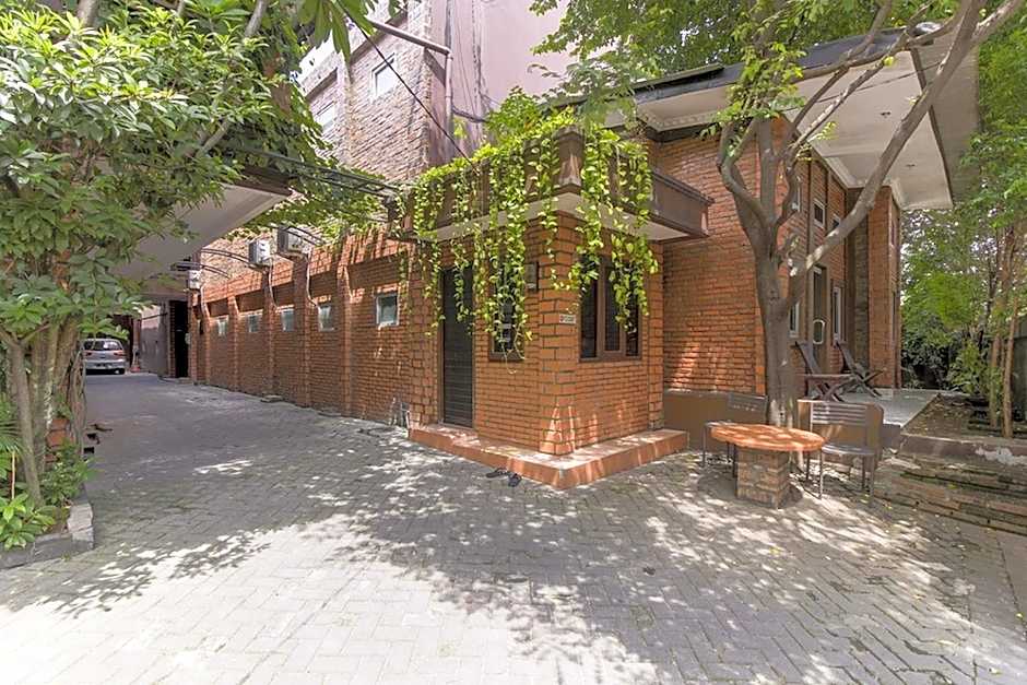 RedDoorz Plus Syariah @ Ampera Raya