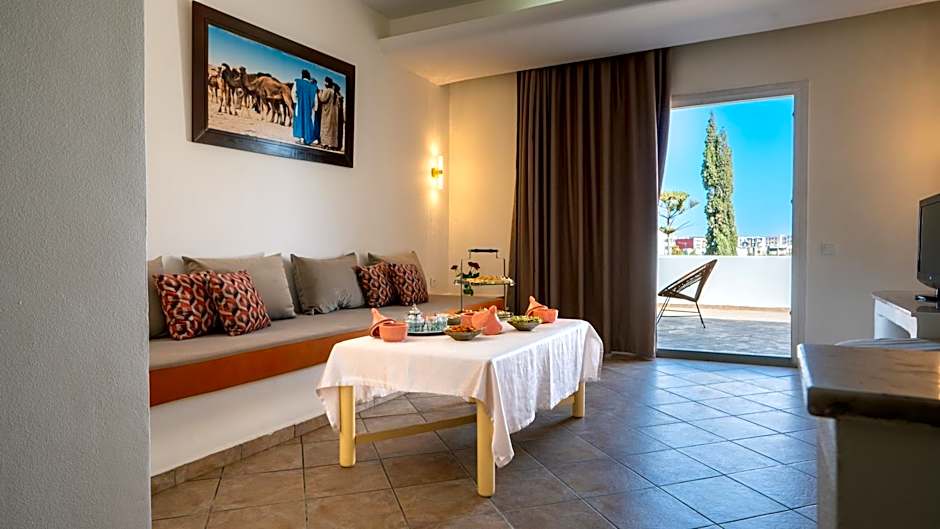 Intouriste Hôtel & Suites
