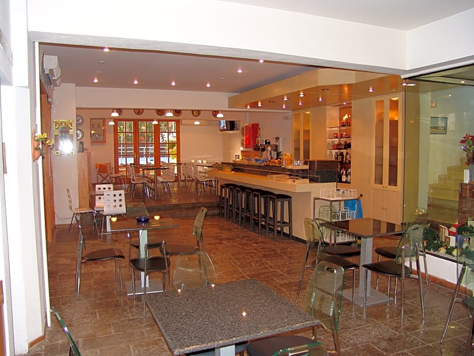 Stefanakis Hotel & Apartaments