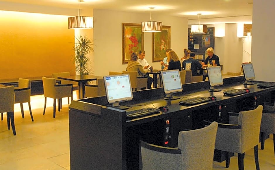 Beach Club Font de Sa Cala