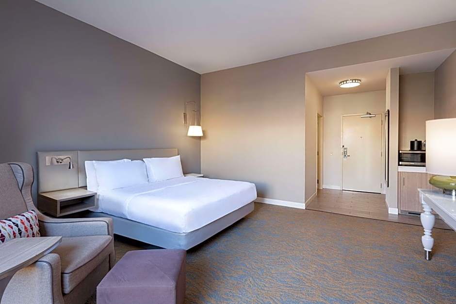 Hilton Garden Inn St. Charles