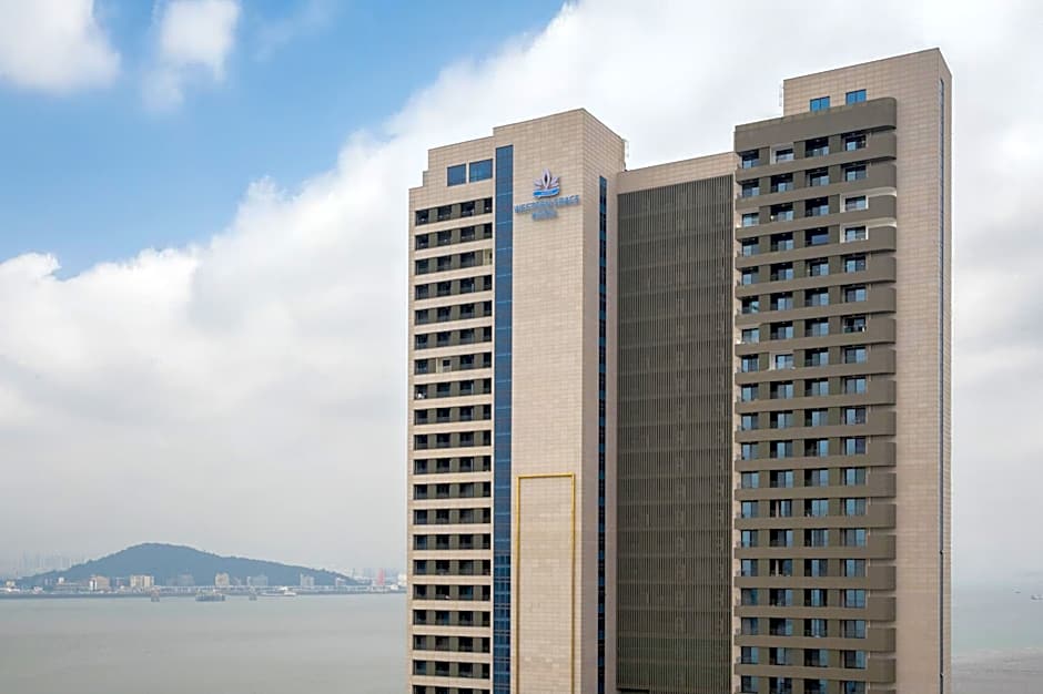 Sky and Sea Hotel