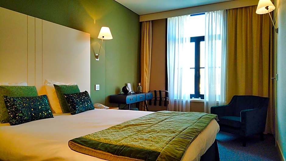 Hotel Bliss