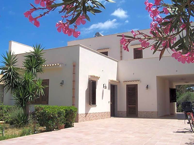 Mariposa Bed & Breakfast