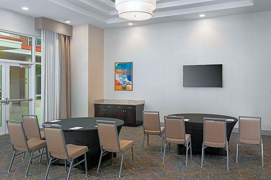 Hampton Inn & Suites Clearwater Beach