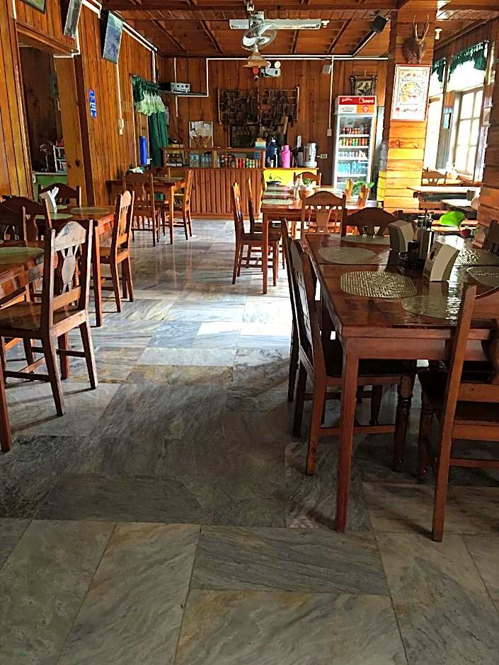 Uyami's Green View Lodge