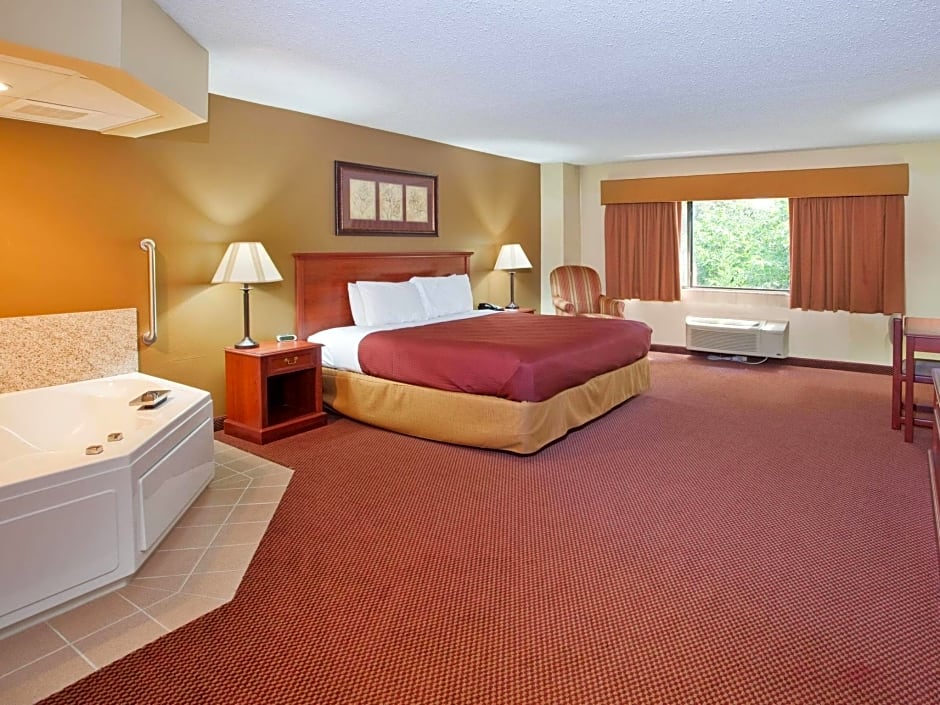AmericInn by Wyndham Boiling Springs Near Gardner Webb U