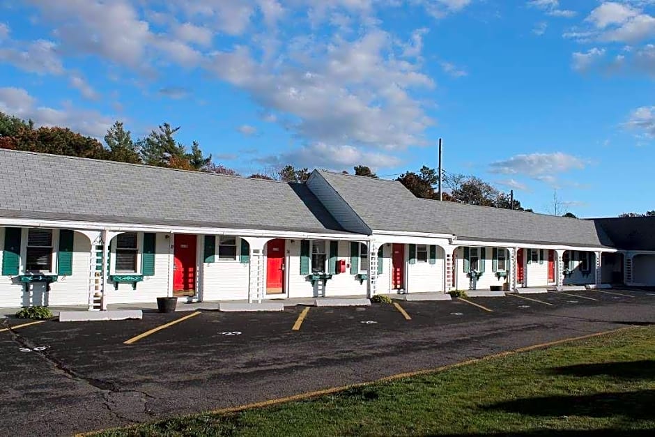Knights Inn Centerville Cape Cod Area