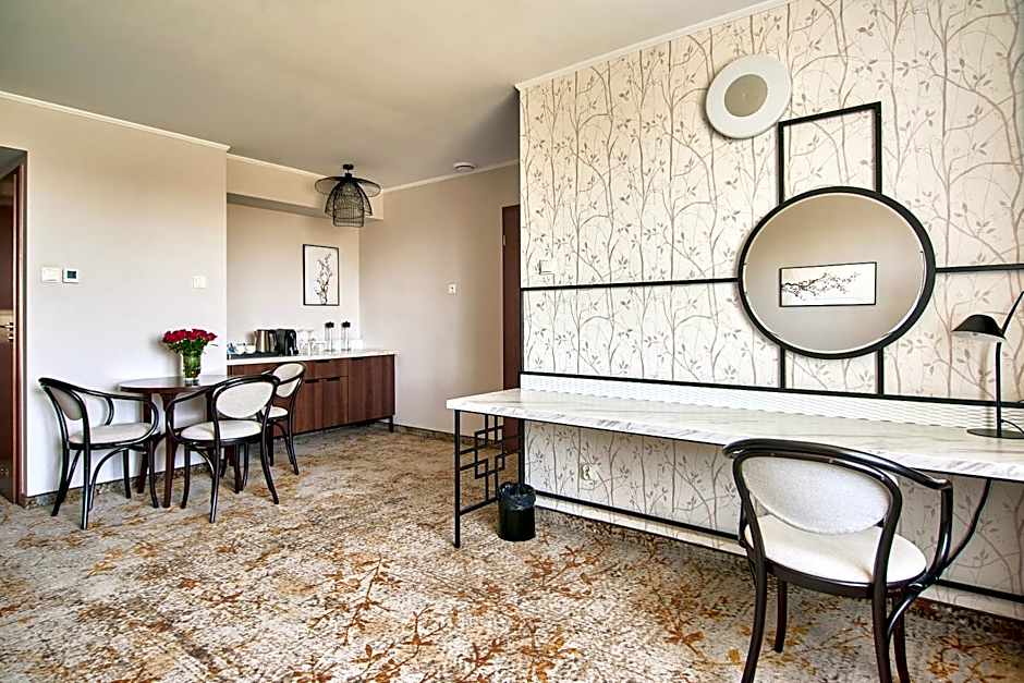 Metropolo by Golden Tulip Krakow