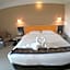 Tonkoon Hotel