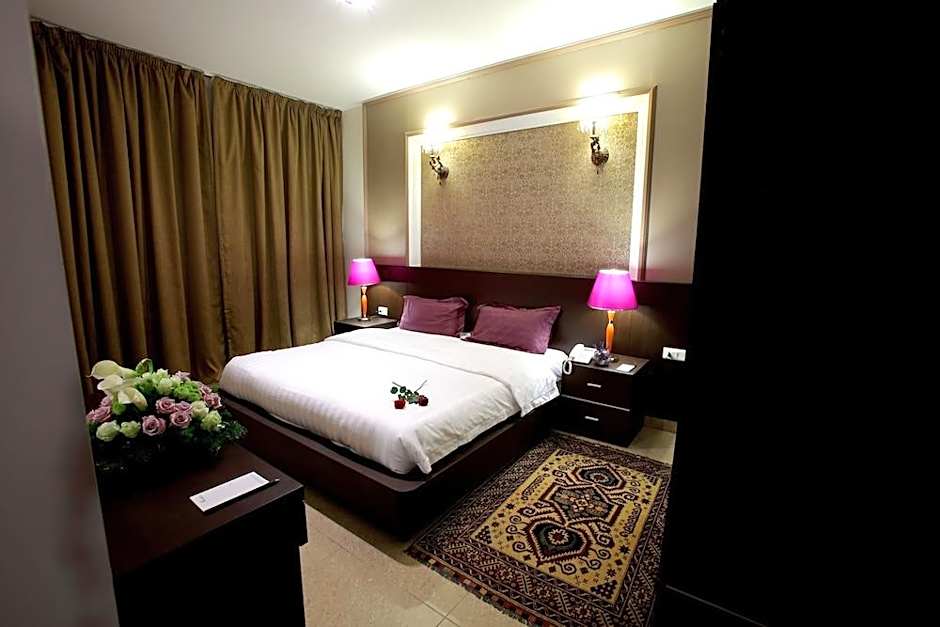 Lavender Home Hotel