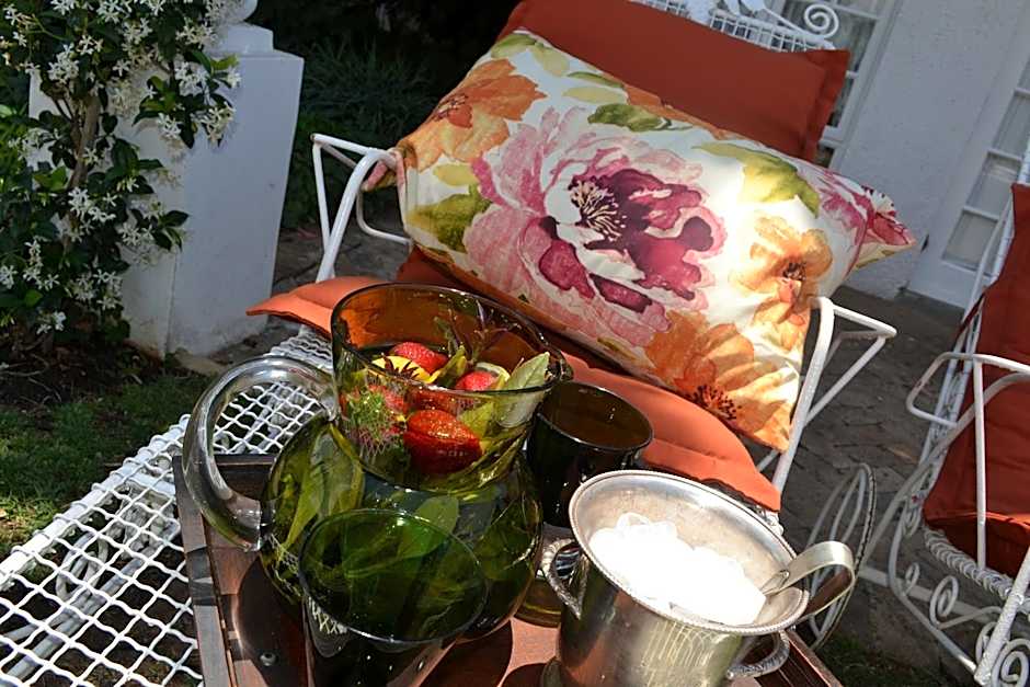 A Tapestry Garden Guest House