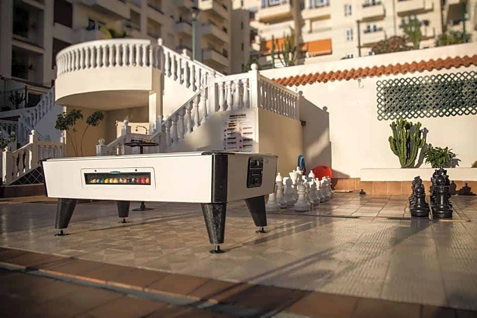 Apartamentos Oro Blanco