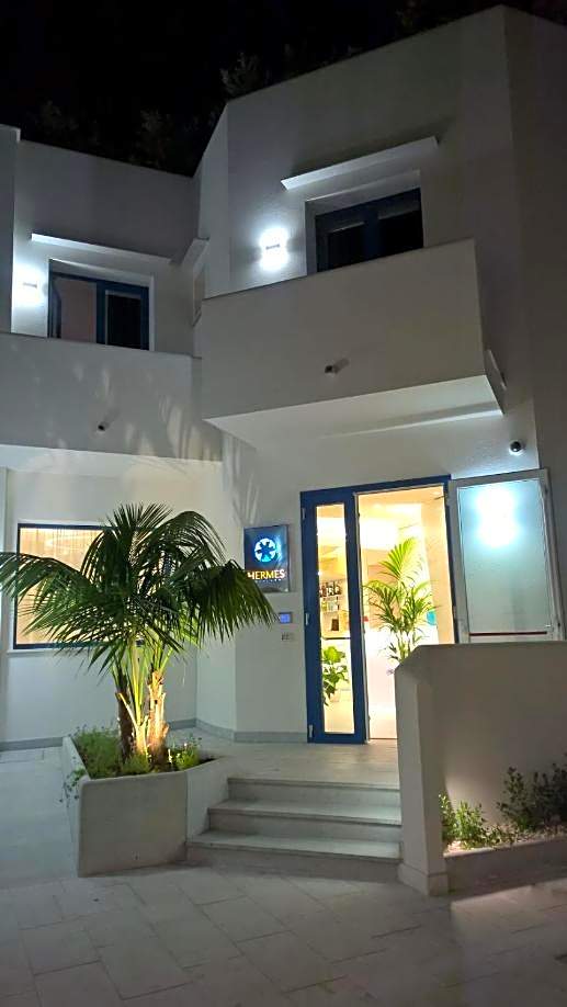 Hermes Hotel