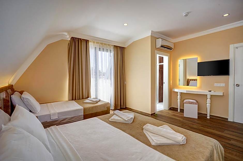 Miss Cleopatra Hotel