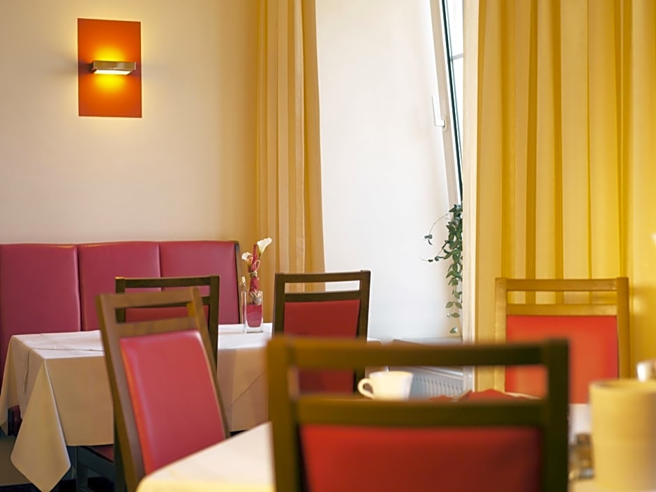 Hotel Goldener Brunnen