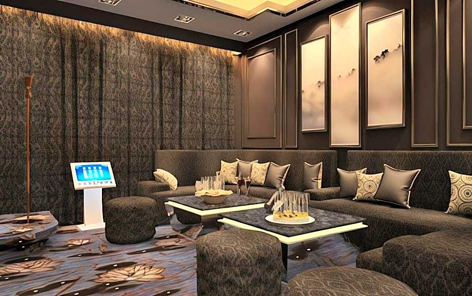 Vangohh Eminent Hotel & Spa