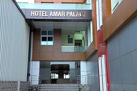 Hotel Amar Palace