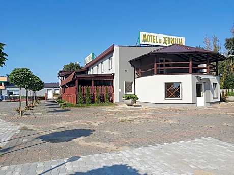 Triple Room with Shared Bathroom