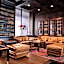 Hotel Holt - The Art Hotel