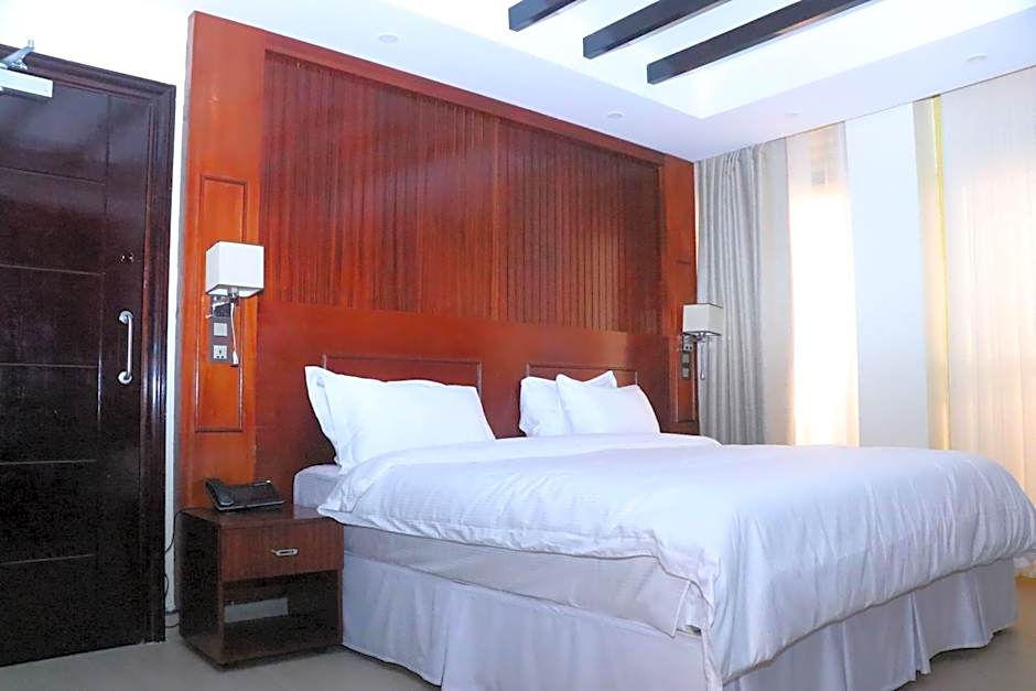 Sainte Famille Hotel