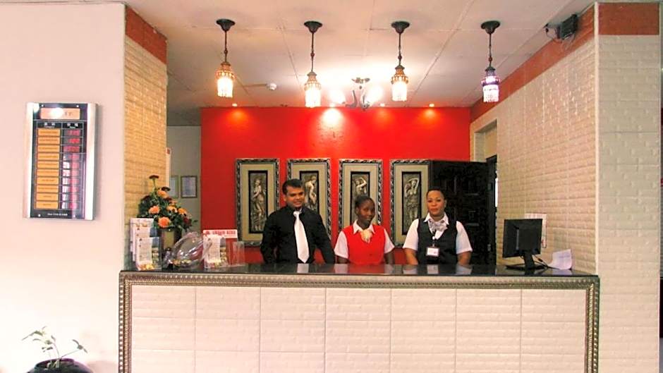 Urban Rose Hotel & Apartments