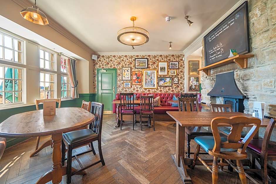 Charlcombe Inn