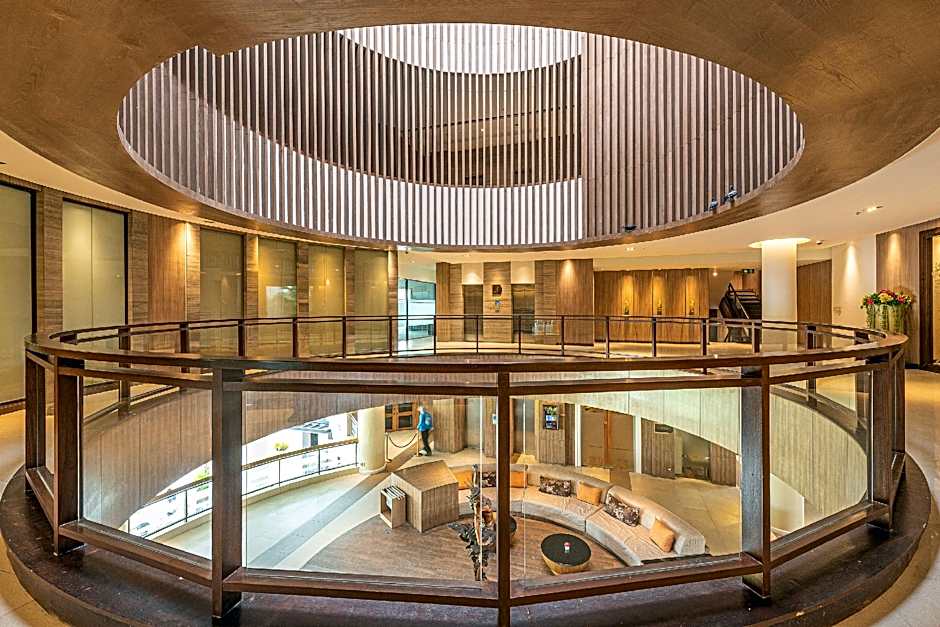 Summit Windmill Golf Residence