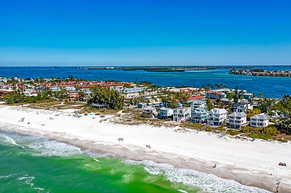 Anna Maria Island Beach Palms 5B
