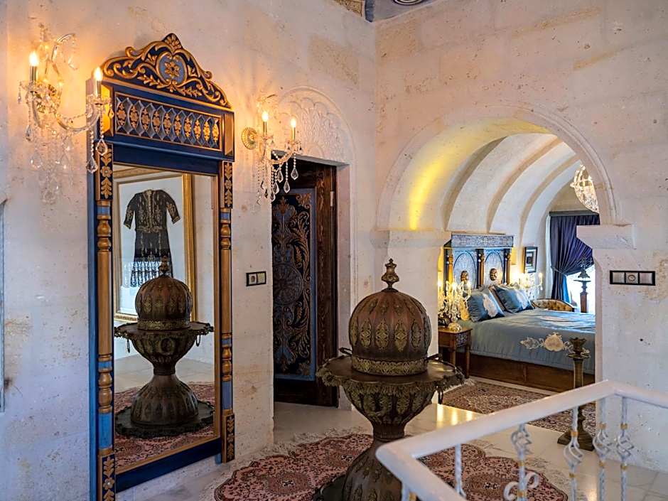 Elika Cave Suites & Spa