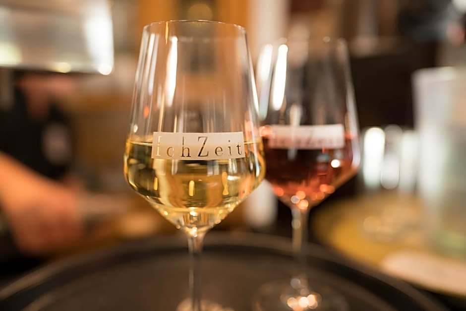 Hotel Haus Burg Metternich