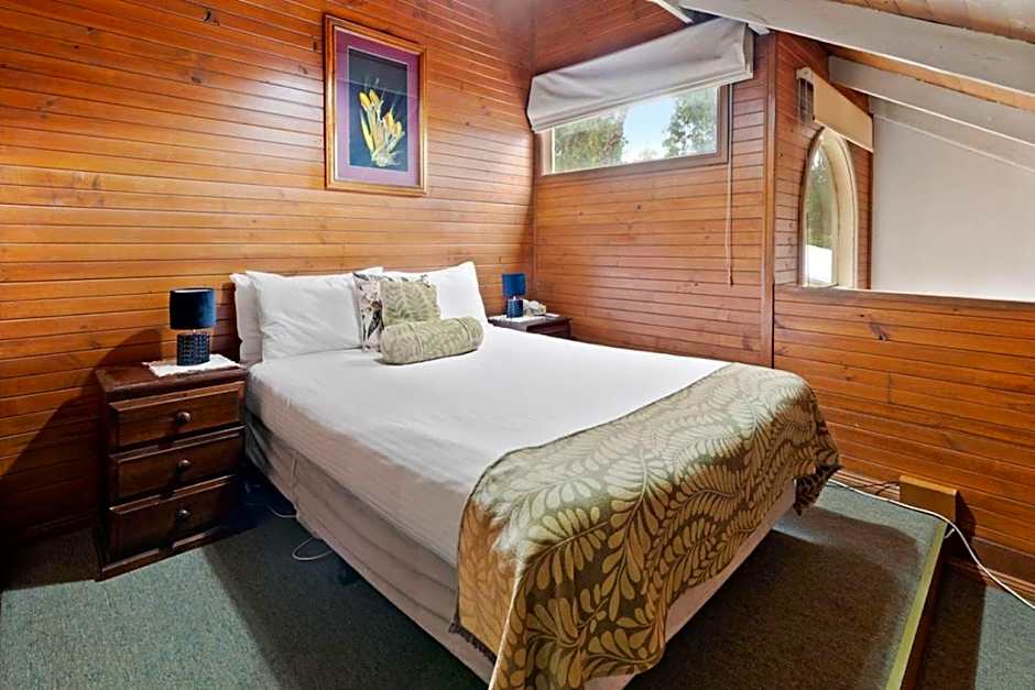 Clarendon Chalets