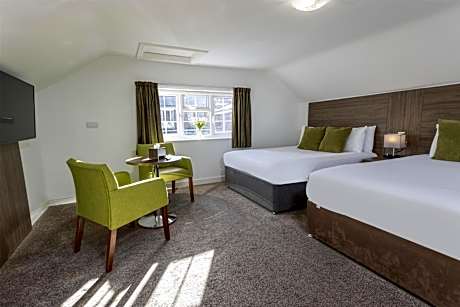Standard Twin Room - Non-Smoking