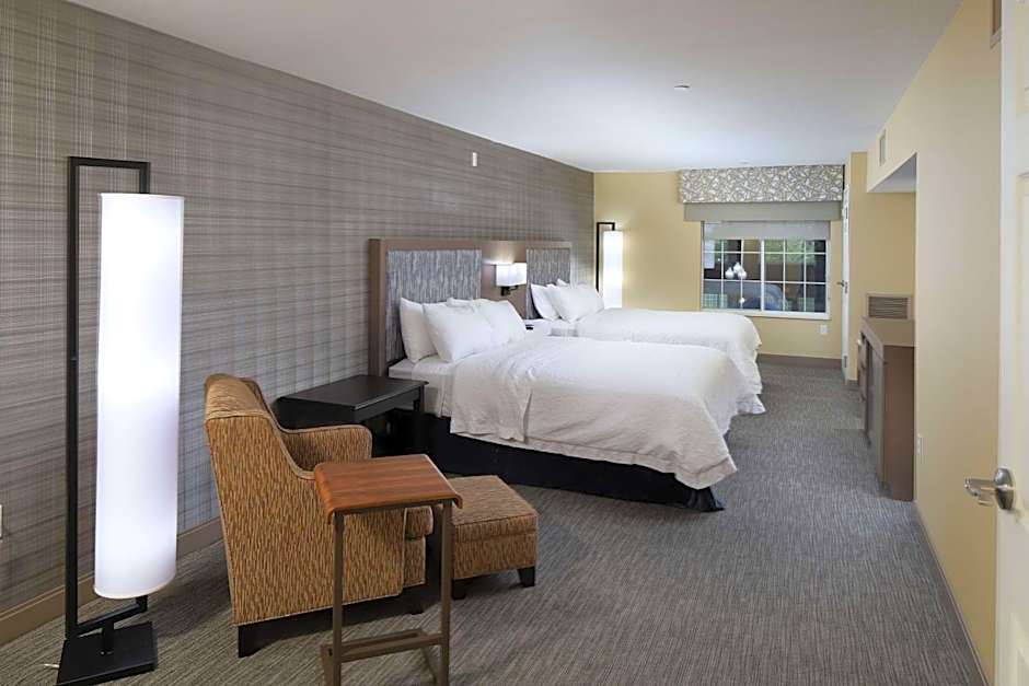 Hampton Inn By Hilton Holland