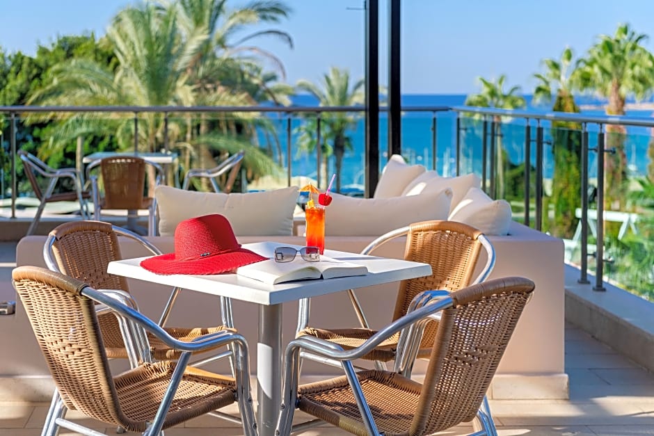 Sealife Buket Beach Hotel