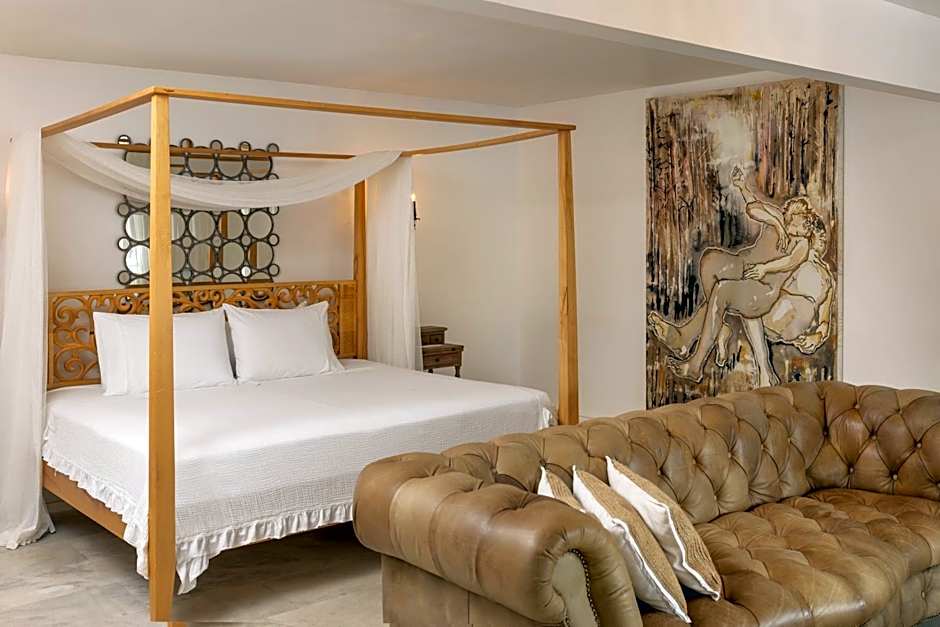 Sabrinas Haus - Adult Only +14